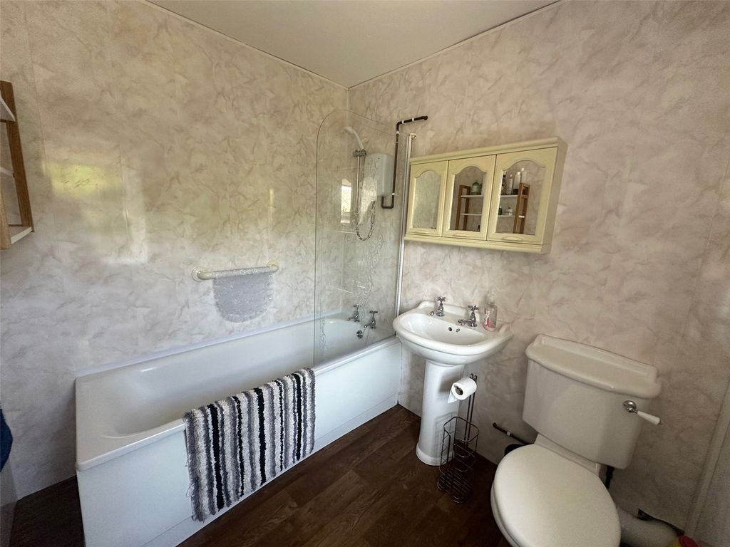 Property photo 3 of 19 Picture No. 03