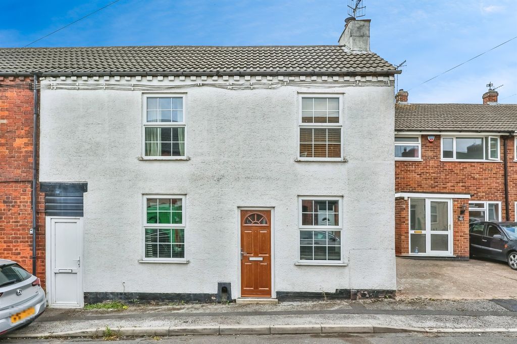Property photo 1 of 16