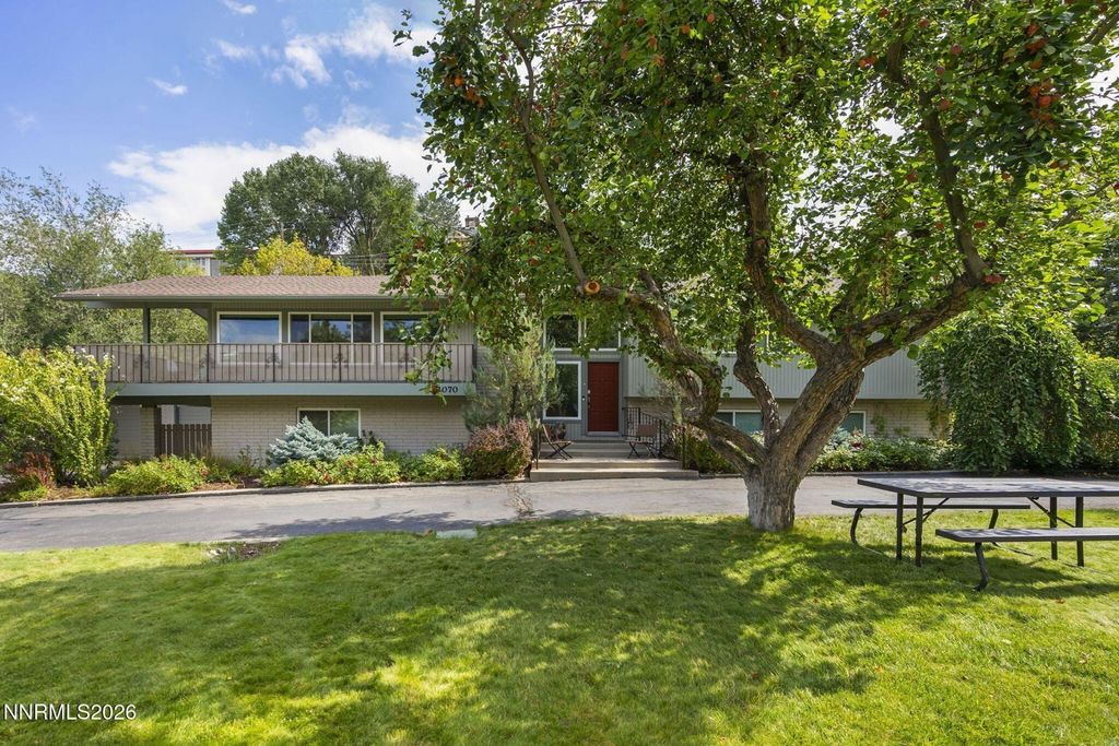 Property photo 1 of 30