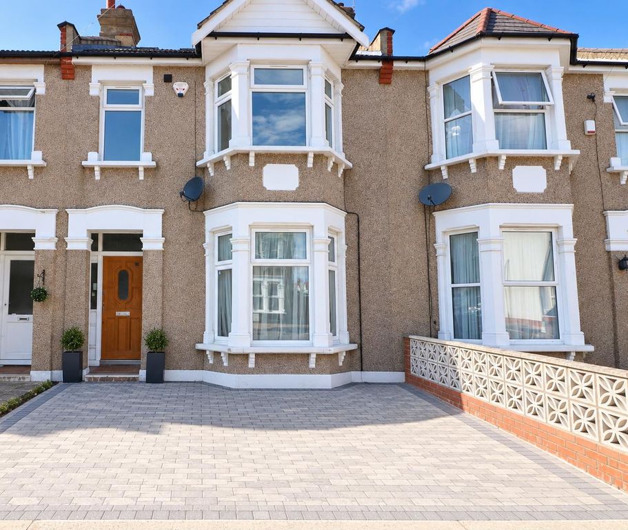Property photo 1 of 10 cc6d9Dfd-3625-42c4-945d-c1Aff277B959.Png