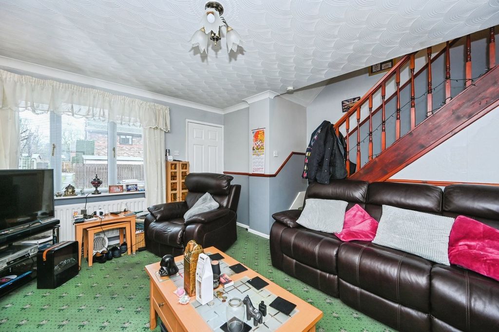 Property photo 3 of 16