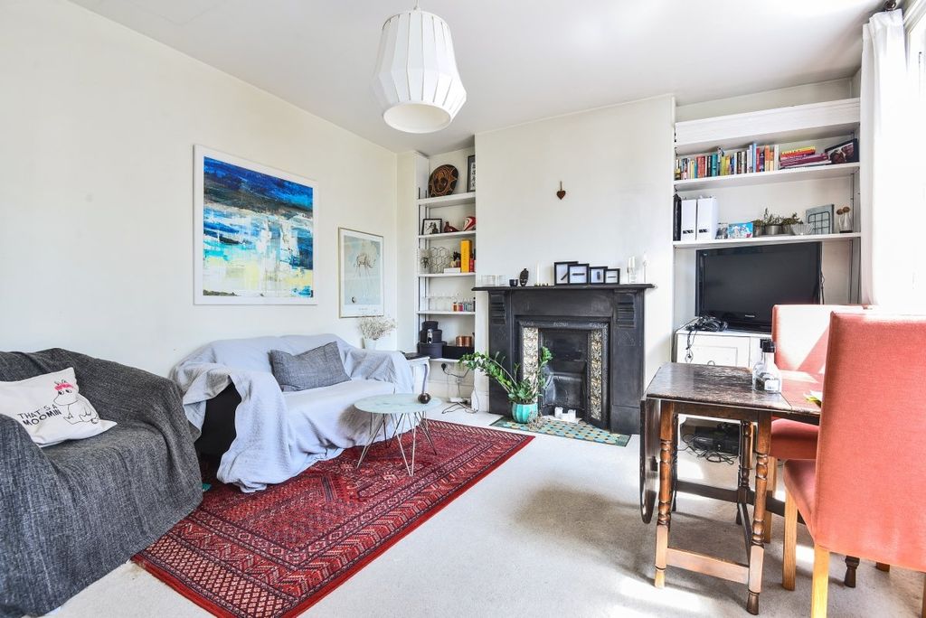 Property photo 2 of 5 1