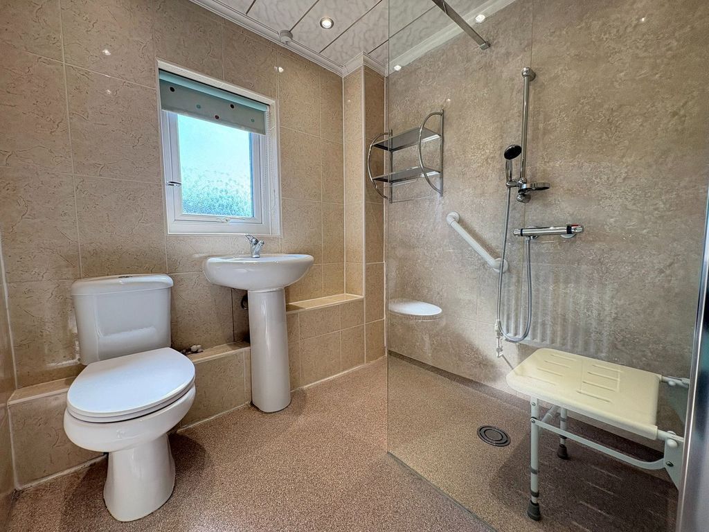 Property photo 3 of 29