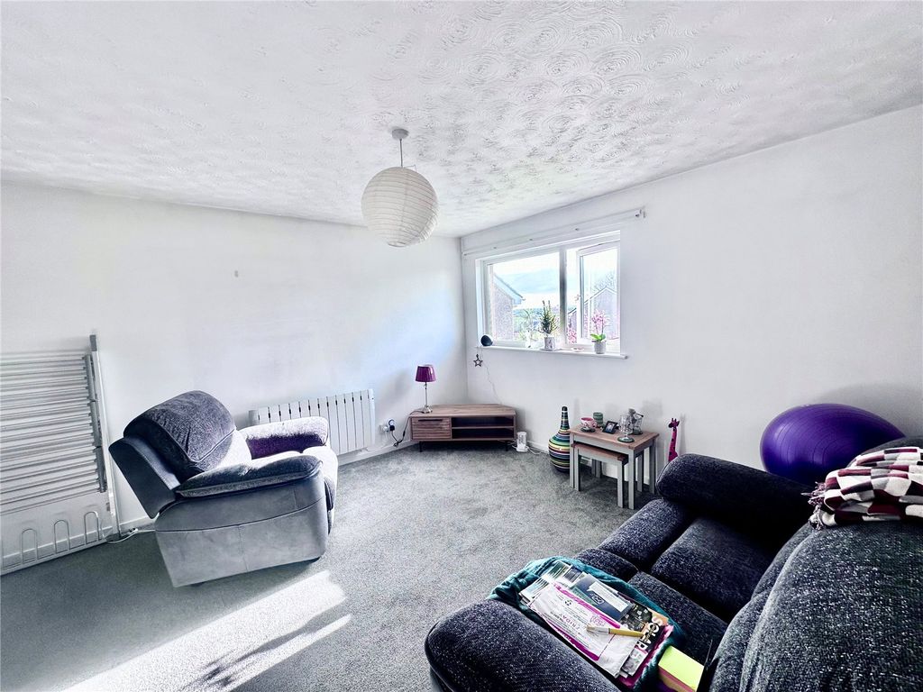Property photo 2 of 6 Picture No. 02