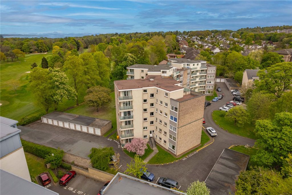 Property photo 1 of 21 Barnton Court