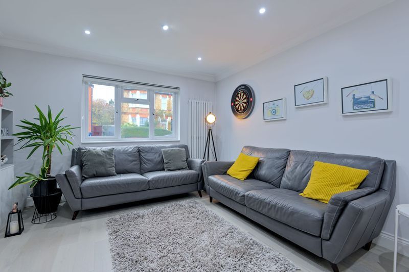 Property photo 3 of 12 Photo 9