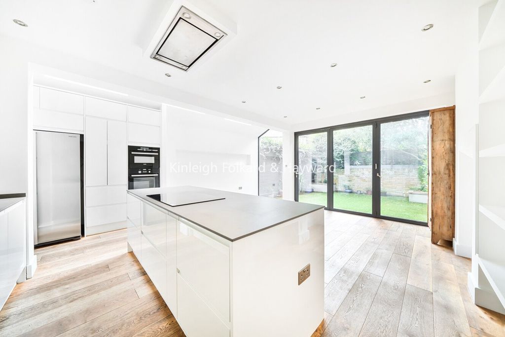 Property photo 1 of 13 Picture No. 14