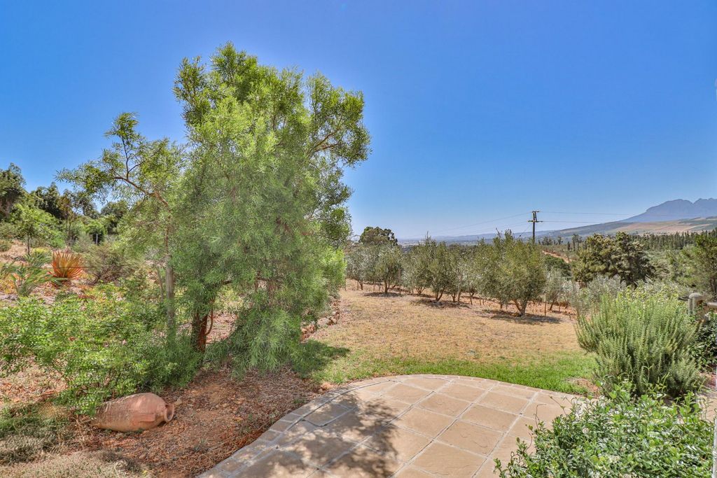 Property photo 1 of 50