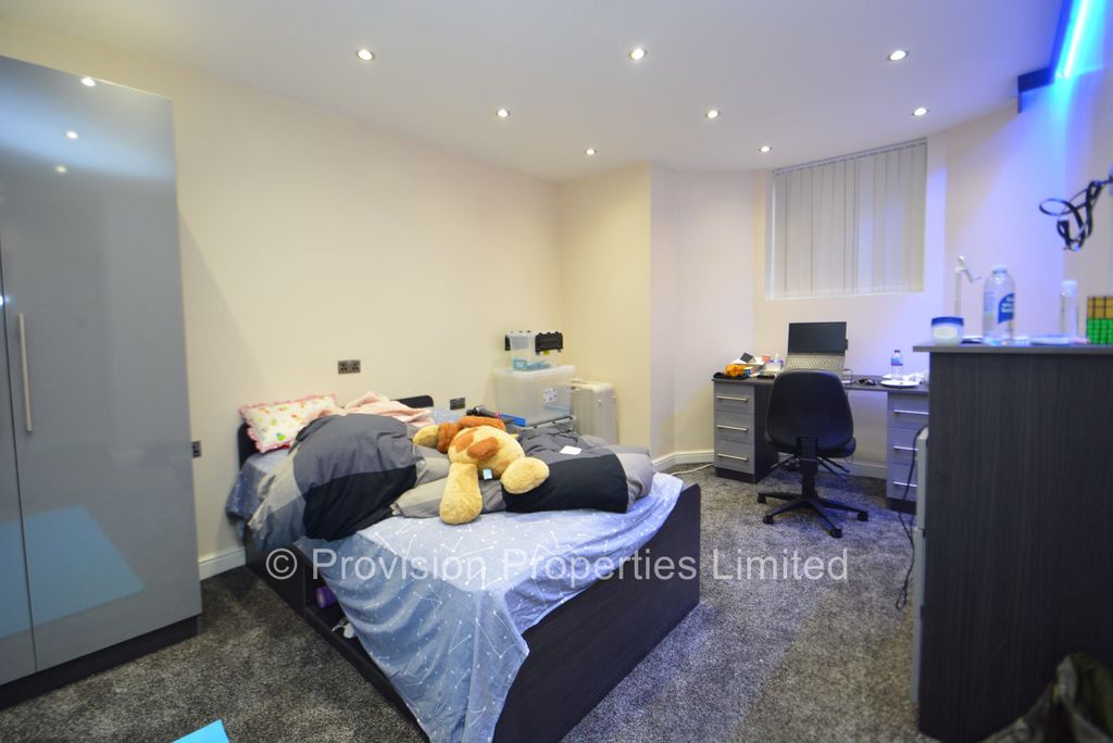 Property photo 2 of 9 Photo