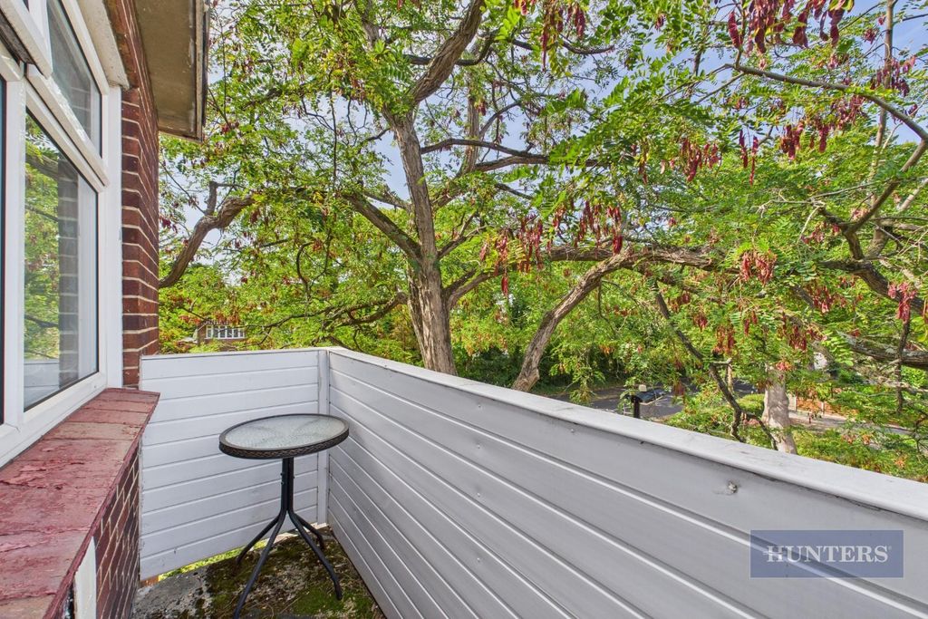 Property photo 3 of 11 Cam05152G0-Pr0213-Still011.Jpg