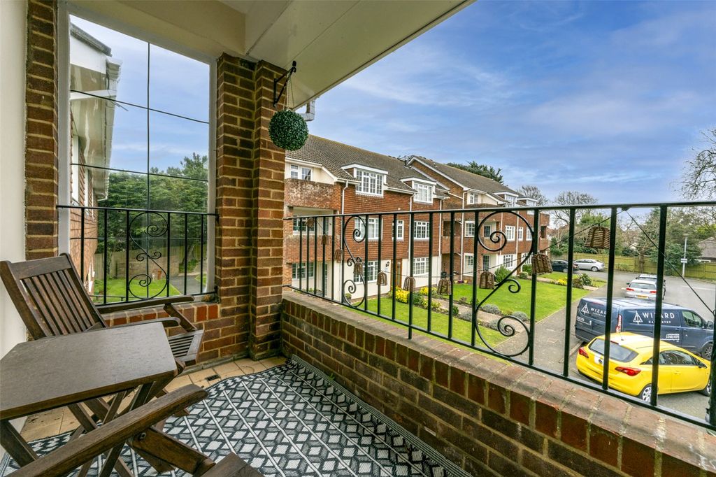 Property photo 2 of 19 Picture No. 20