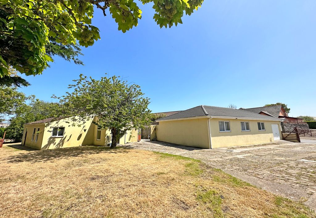 Property photo 1 of 23