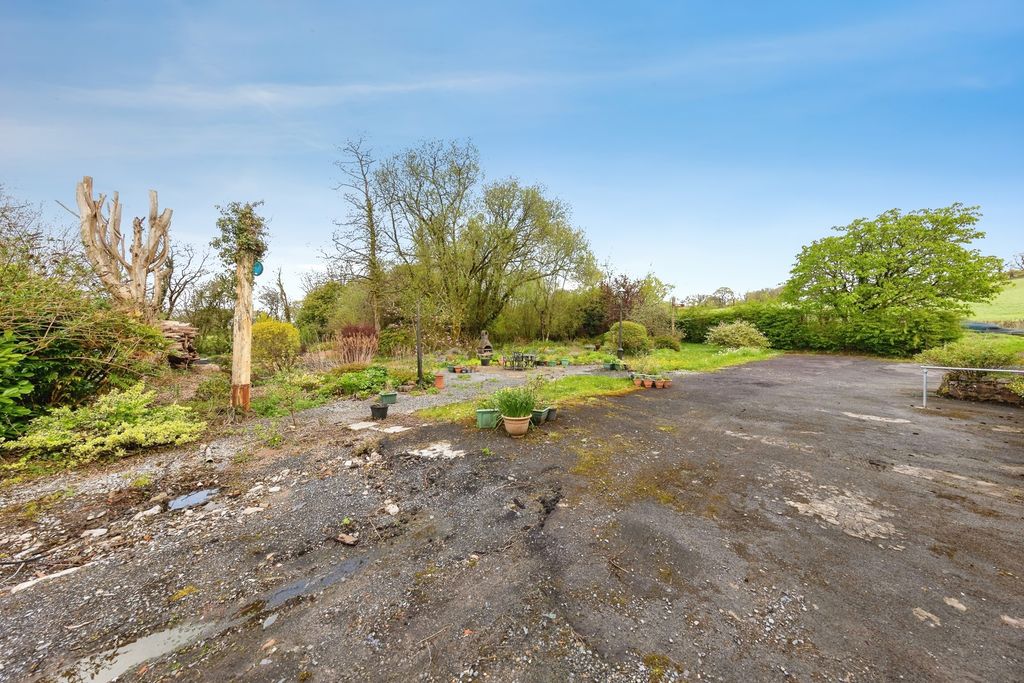 Property photo 3 of 34 Pbox-Img.Jpg