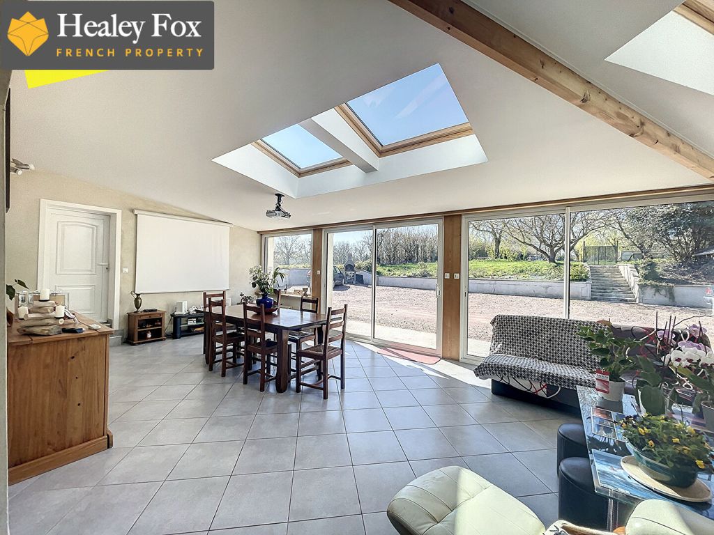 Property photo 3 of 15