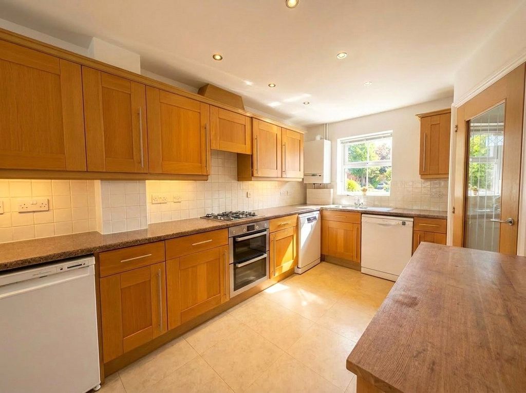 Property photo 2 of 14 Picture No. 09