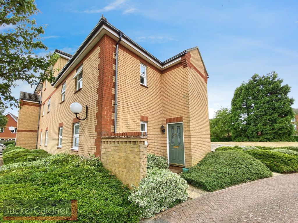 Property photo 1 of 6