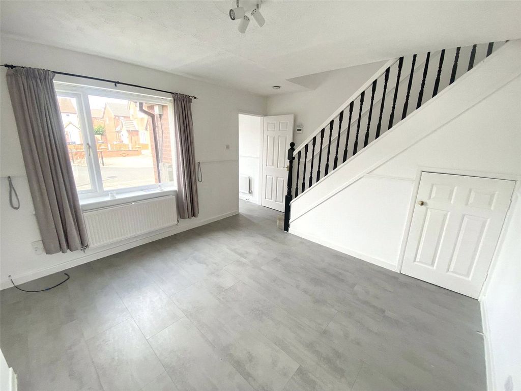Property photo 2 of 13 Picture No. 26