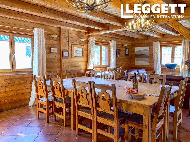 Property photo 3 of 10