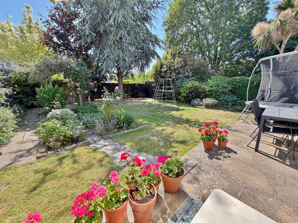 Property photo 2 of 17