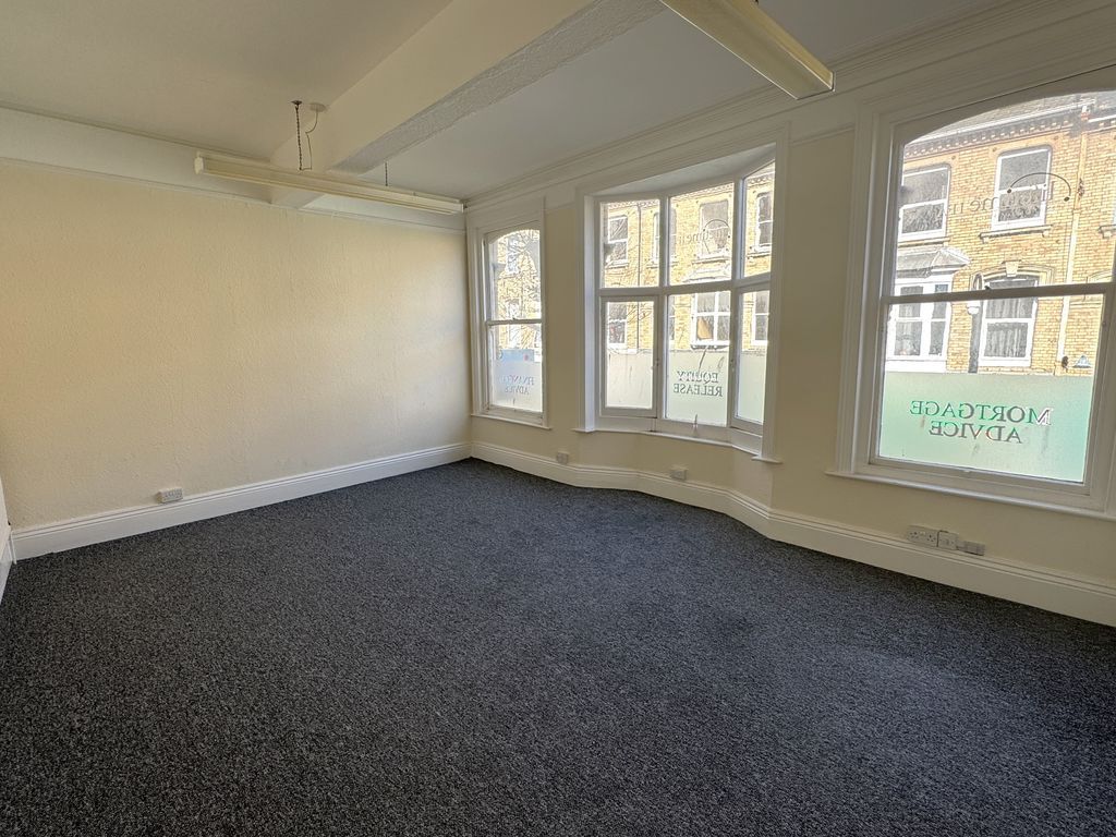 Property photo 2 of 7 Photo 2