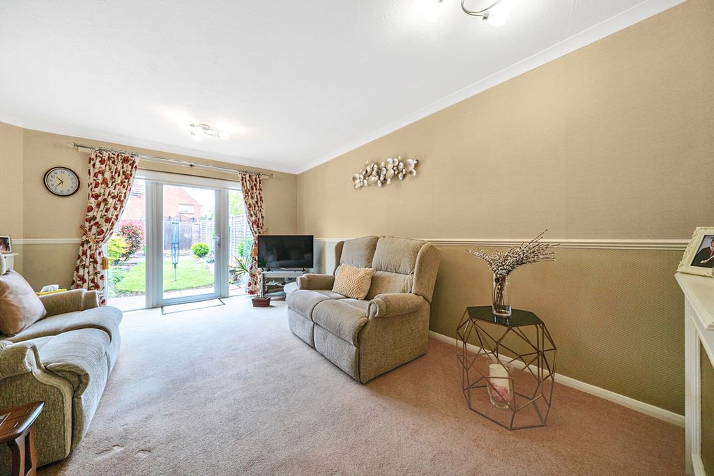 Property photo 2 of 19 Reception