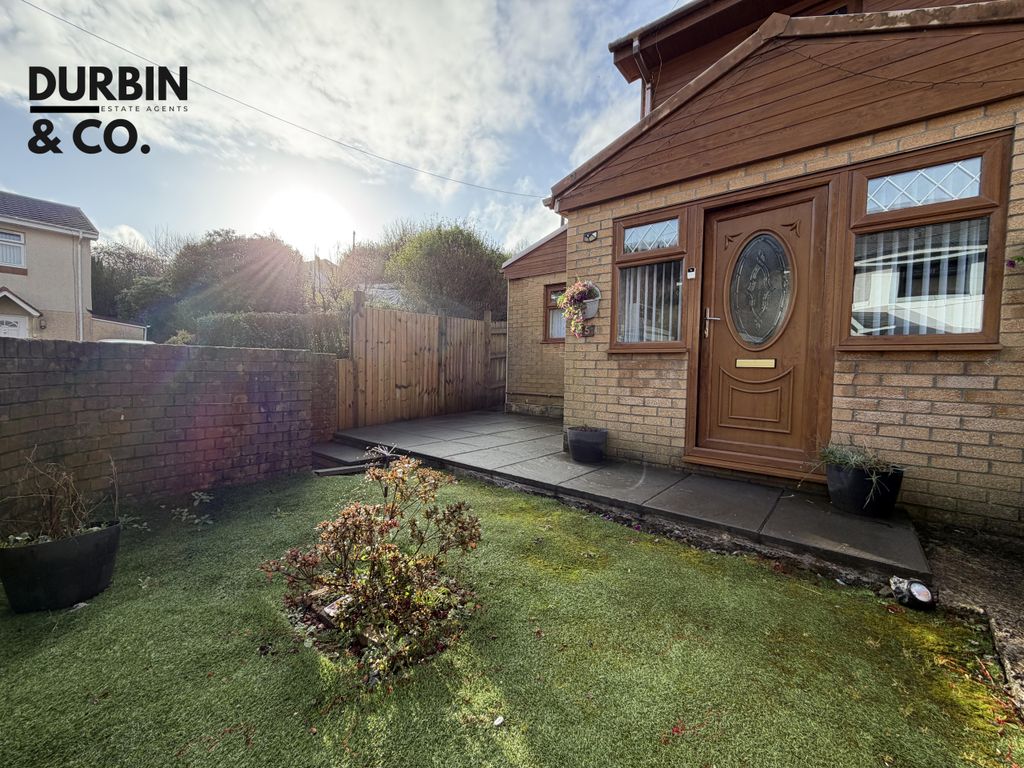 Property photo 3 of 28 Photo 3