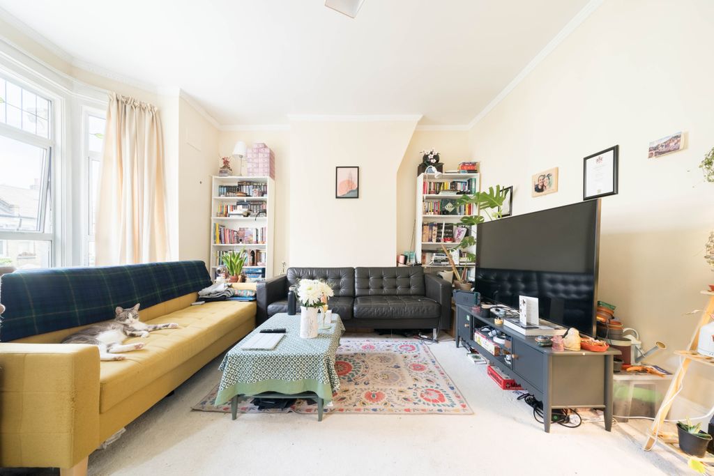 Property photo 3 of 9