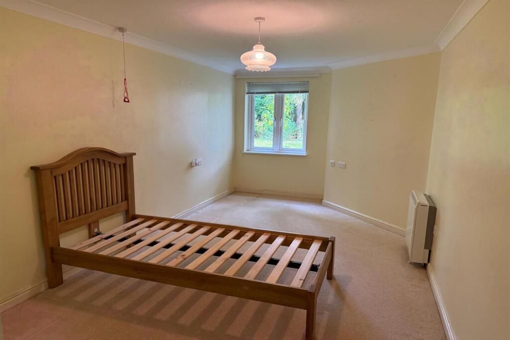 Property photo 3 of 5