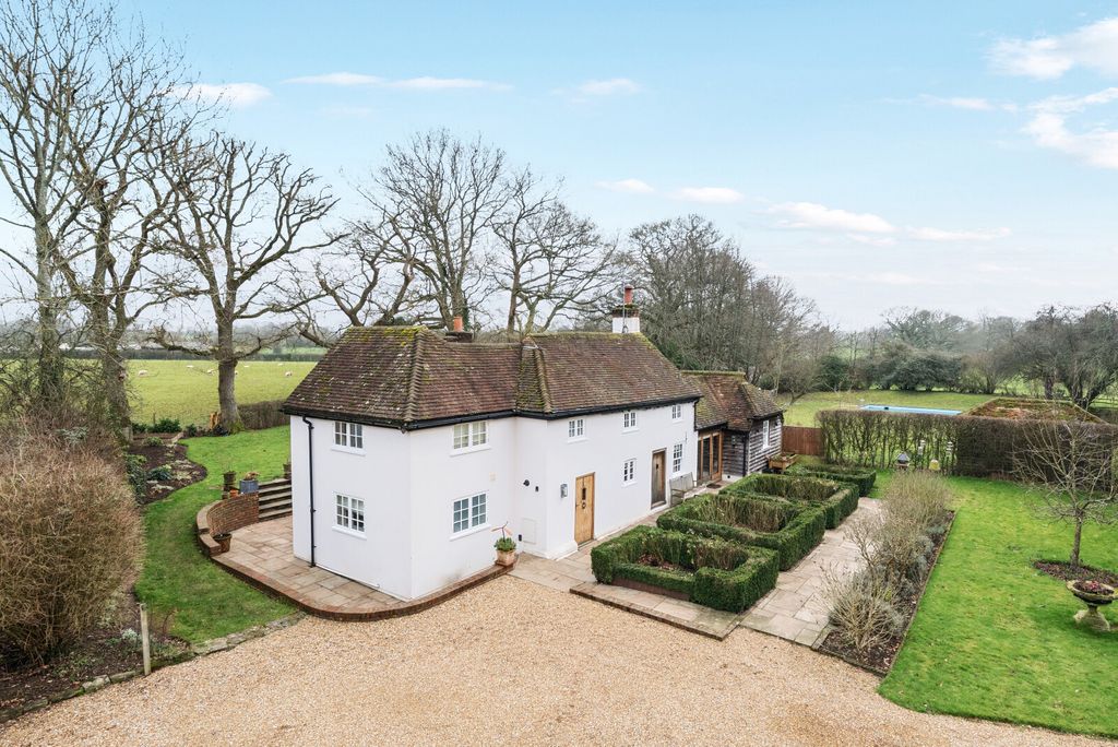 Property photo 1 of 36 1404922-1-6977764...