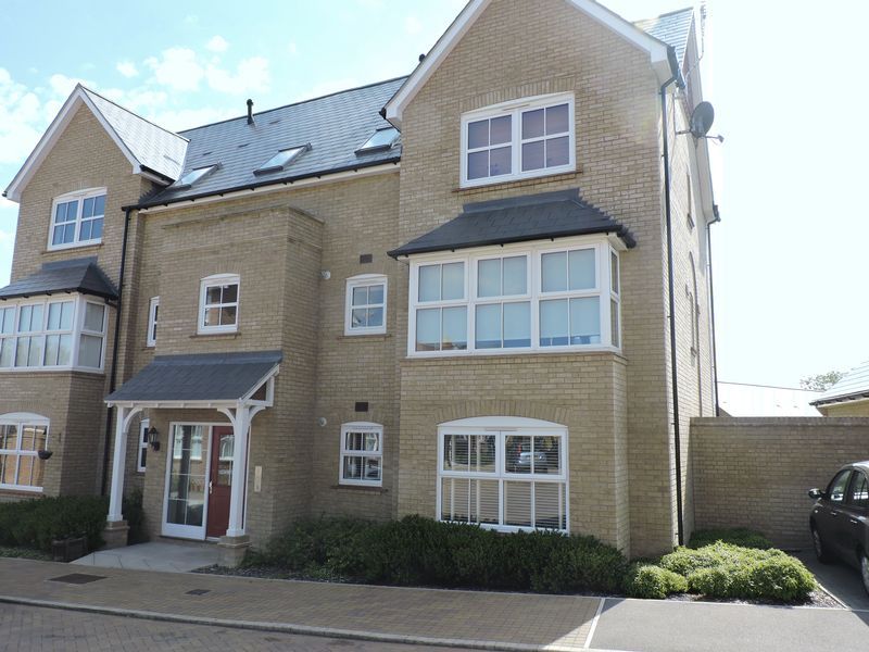 Property photo 1 of 11 Photo 14