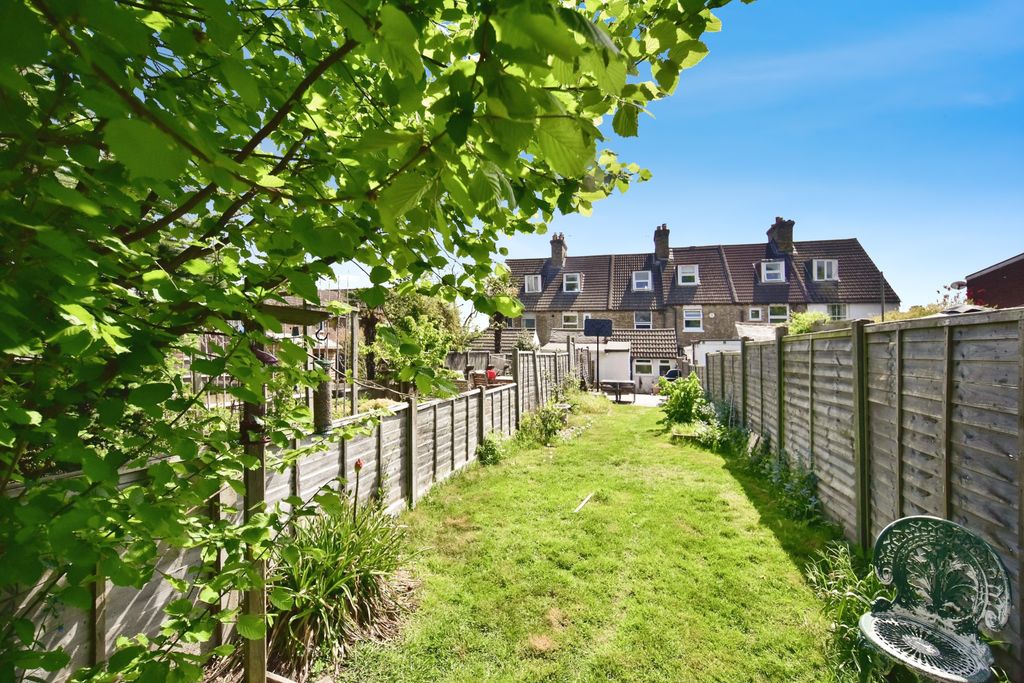 Property photo 2 of 15