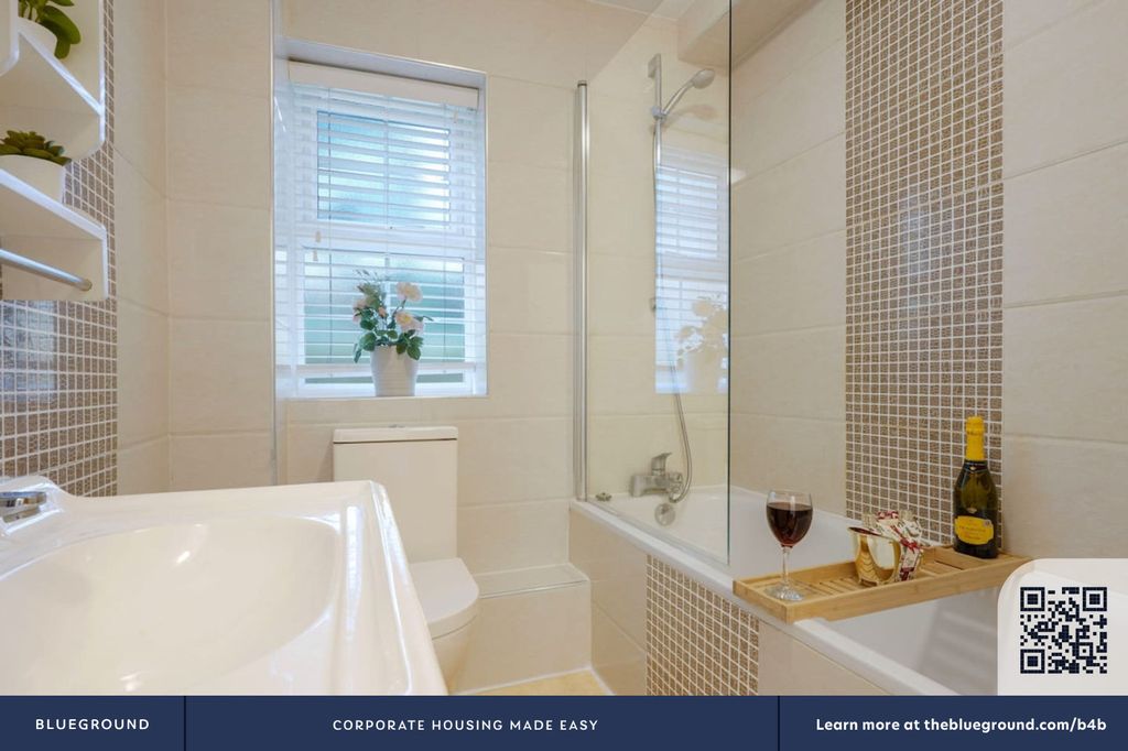 Additional image 10 of 2 bed flat to rentCliftonville NN1