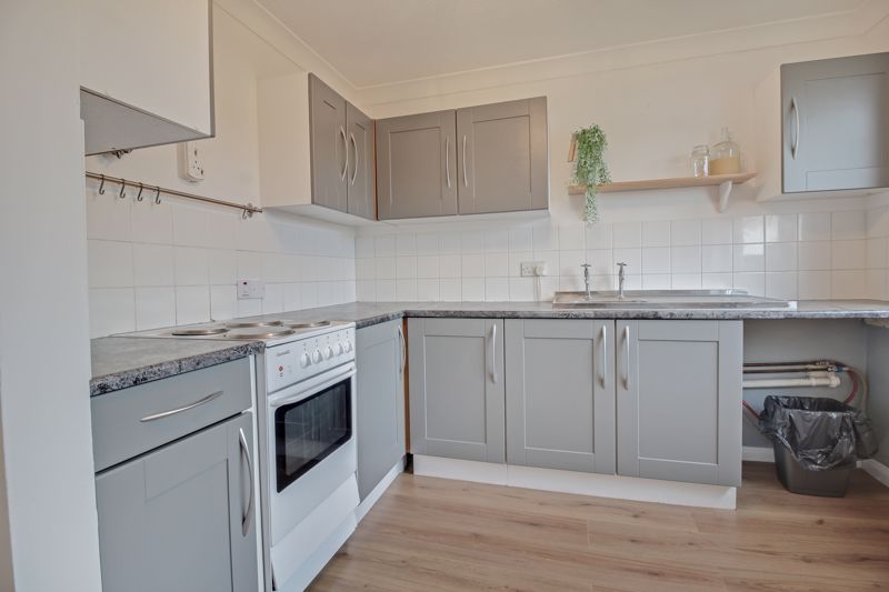 Property photo 3 of 7 Photo 2