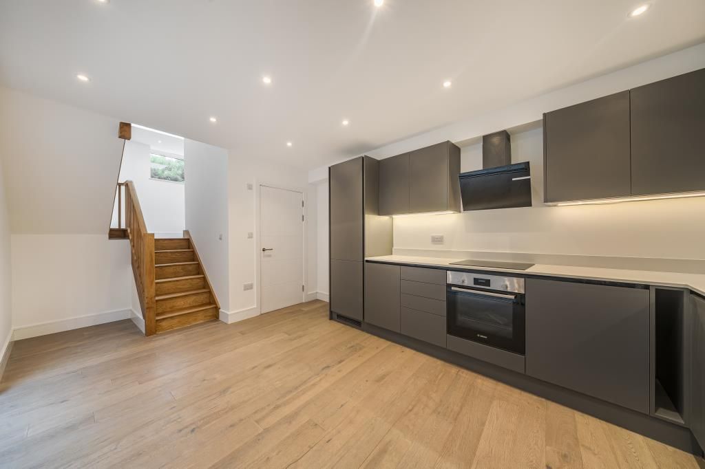 Property photo 2 of 21 Kitchen