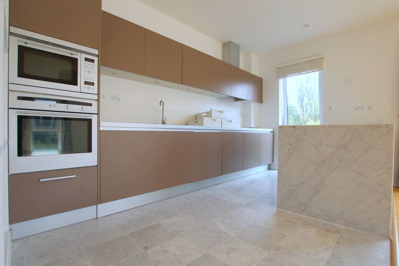 Property photo 3 of 25 3