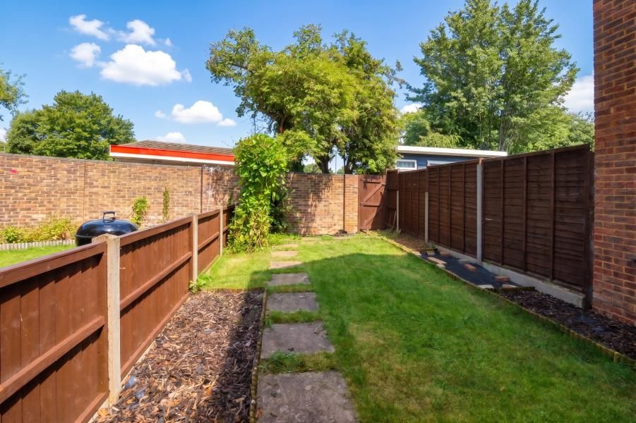 Property photo 2 of 11
