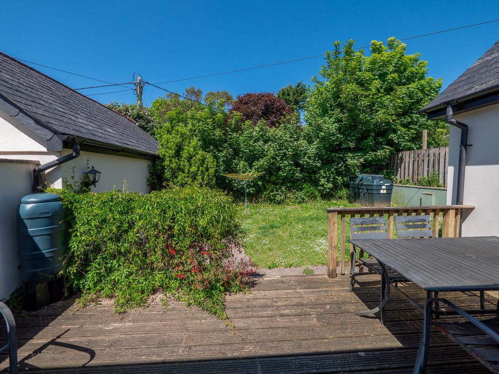 Property photo 3 of 19