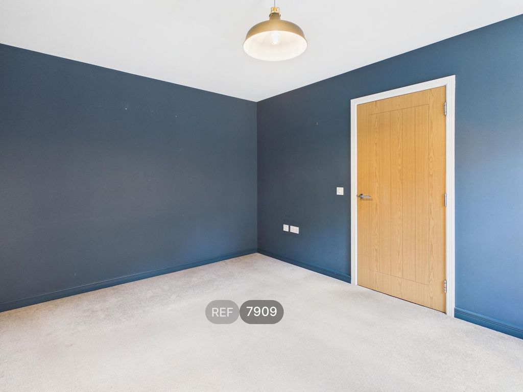 Property photo 3 of 29 Living Room