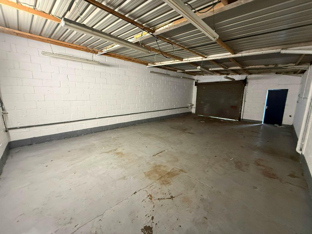 Property photo 2 of 4 2Acaa674-9d40-42Ac-951A-0ba3870d6F9d.Jpg