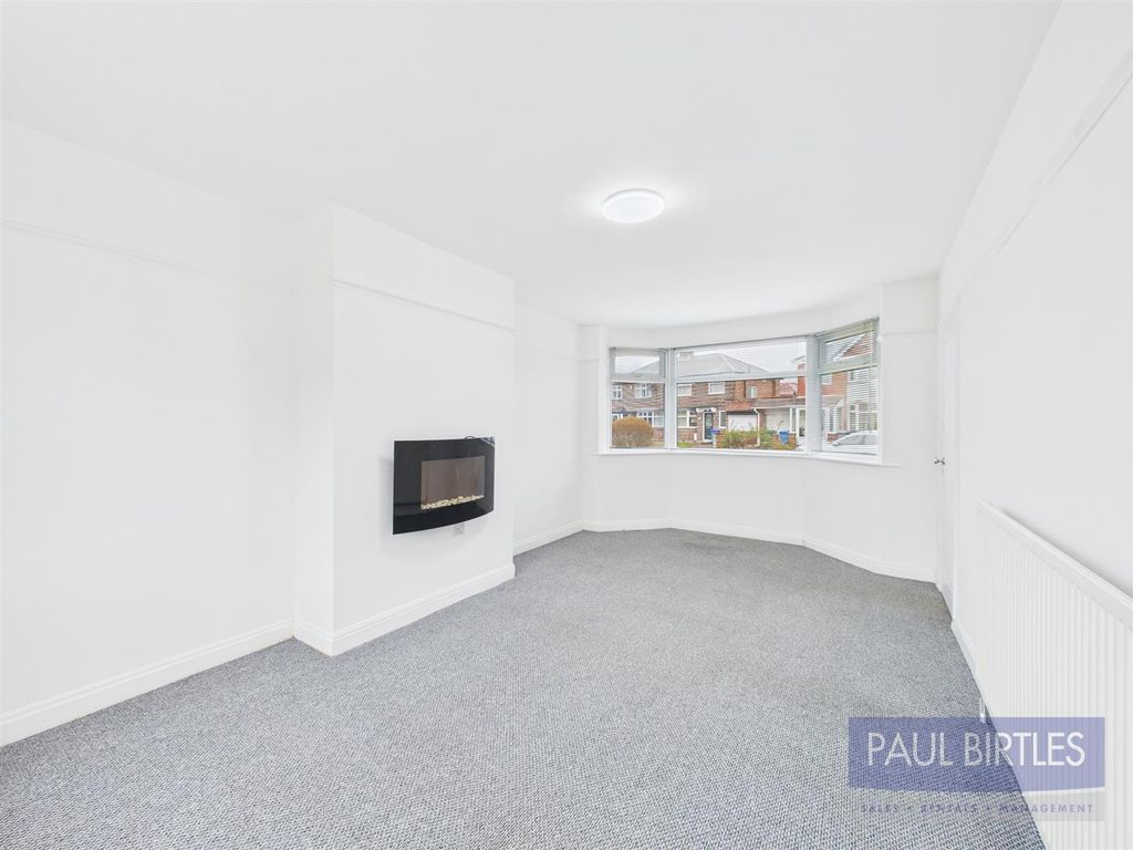 Property photo 3 of 20 Cam01301G0-Pr0710-Still016.Jpg