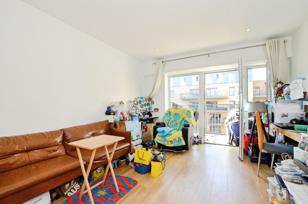 Property photo 2 of 20 Open Plan Living