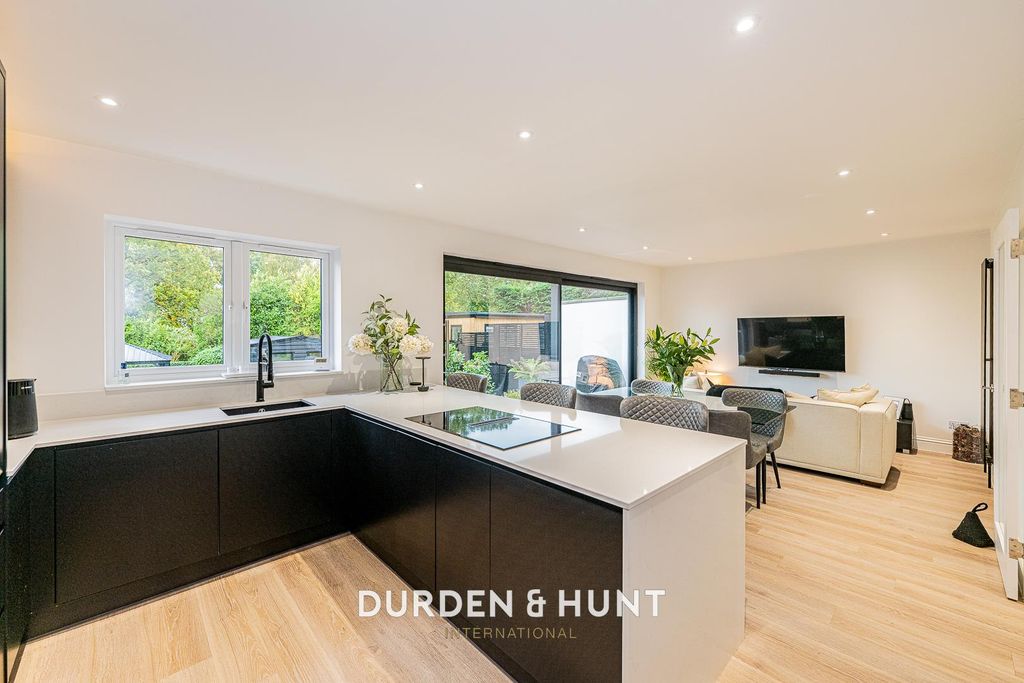 Property photo 1 of 36 Spring-35.Jpg