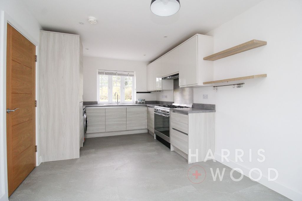 Property photo 2 of 34 4028534