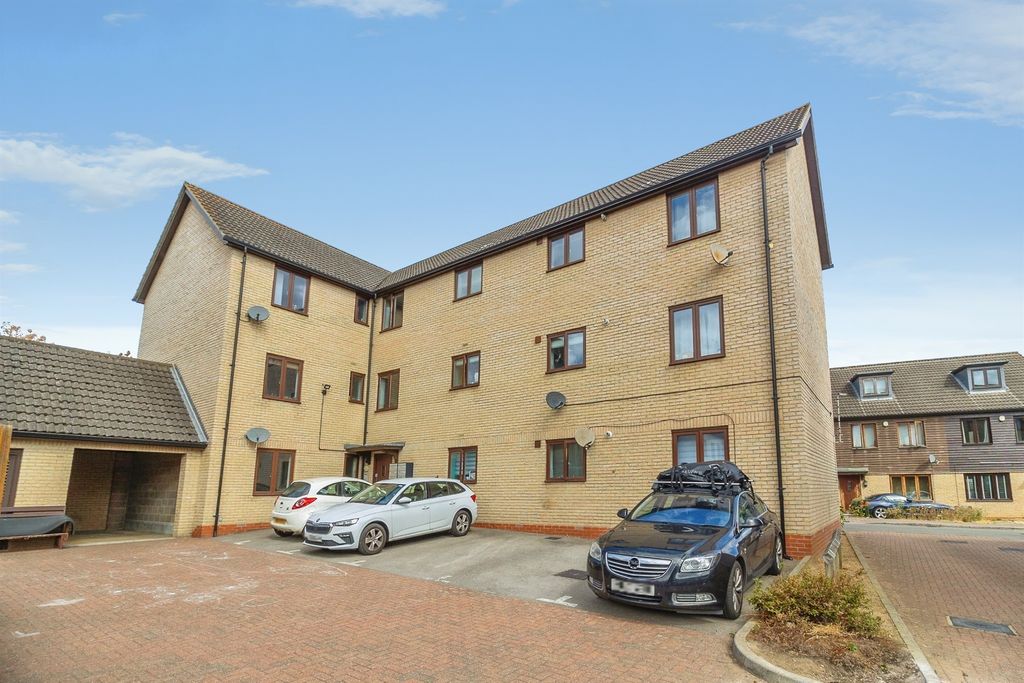 Property photo 1 of 15