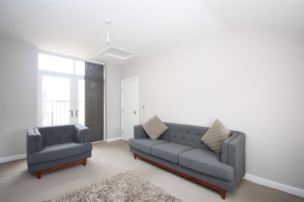 Property photo 2 of 8 Picture No. 08