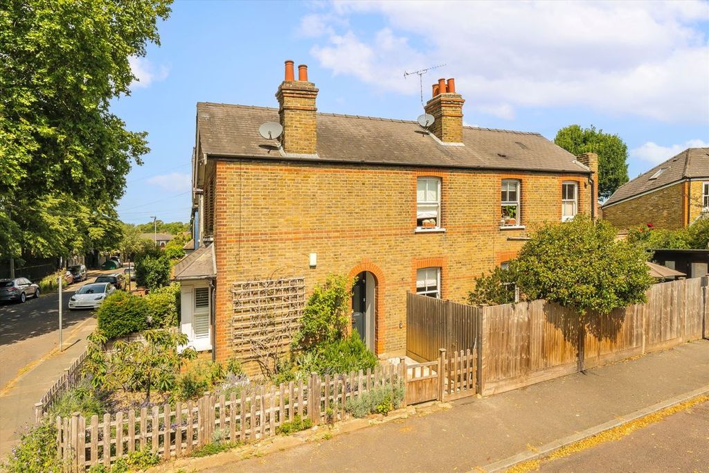 Property photo 1 of 7
