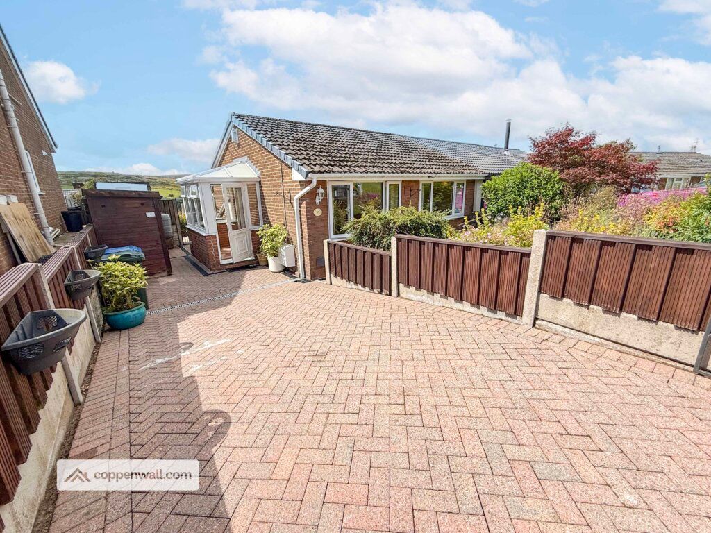 Property photo 2 of 23