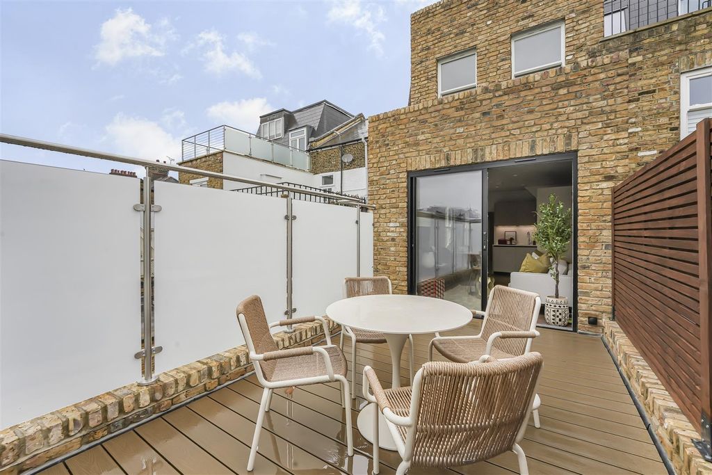 Property photo 3 of 10 Ped07064.Jpg