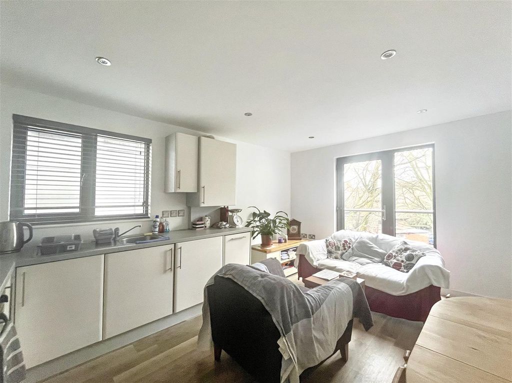 Property photo 3 of 7 Img_3869.Jpg