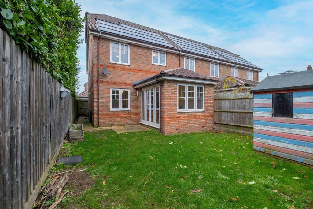 Property photo 3 of 45